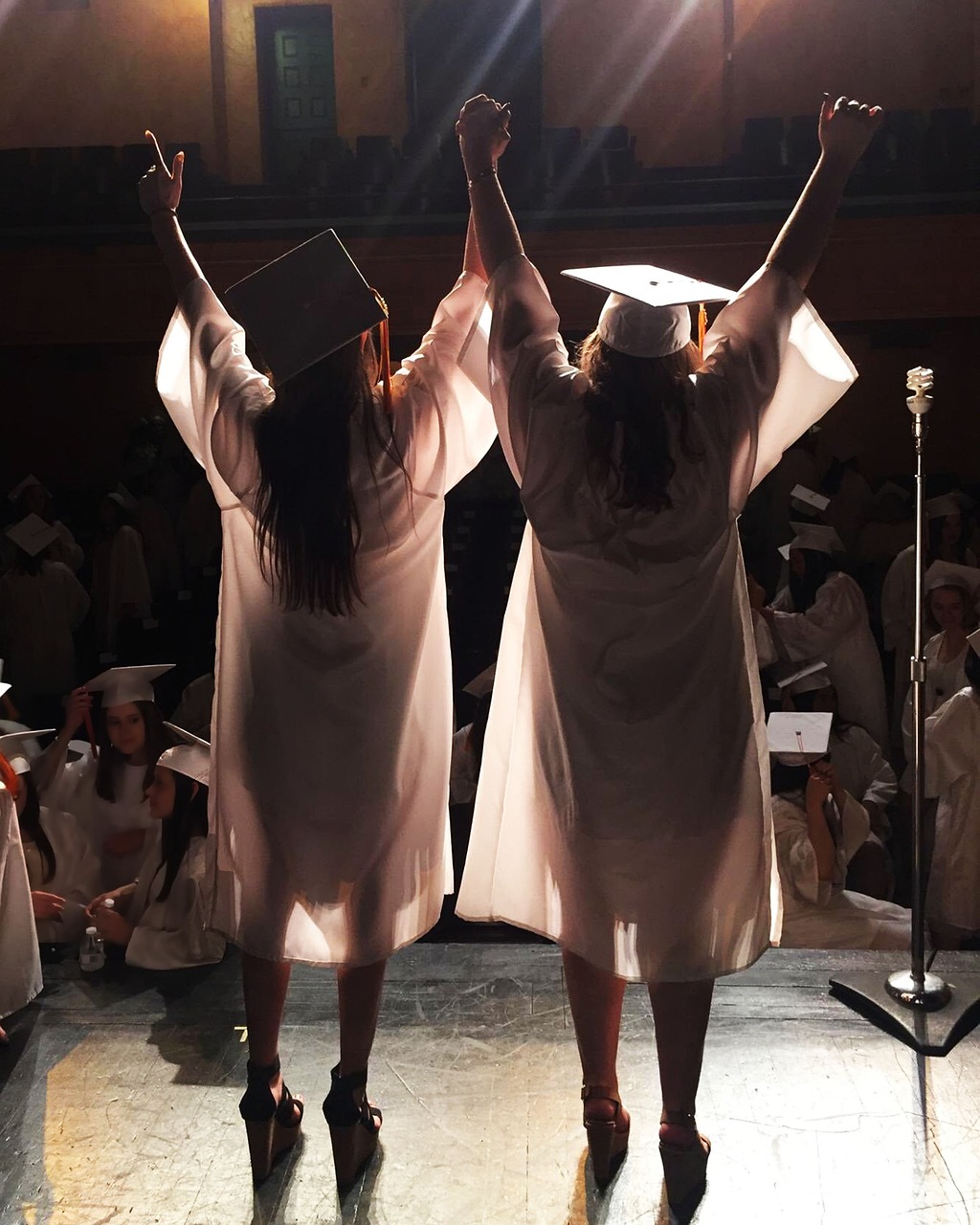 graduation-2308406-1280