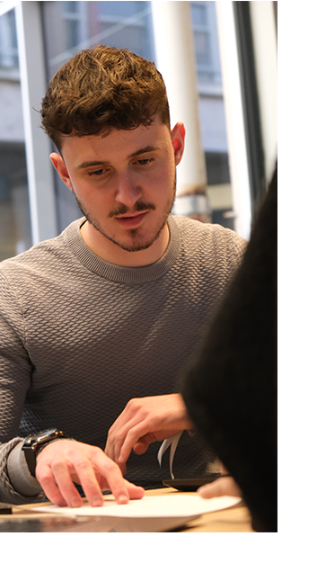 Étudiant travail élève1