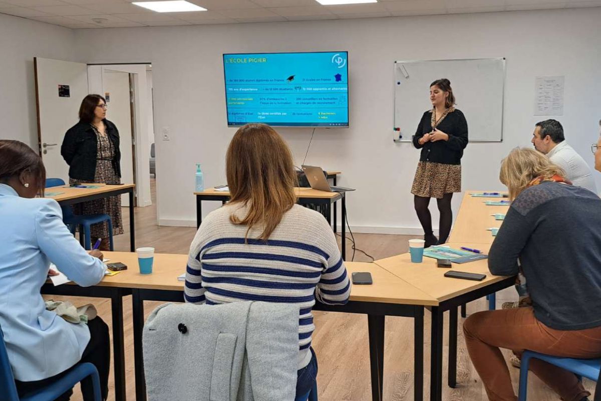 Réunion-tuteurs-Chez-Pigier-Lorient,-un-moment-important-dans-la-vie-de-nos-étudiants-(2)