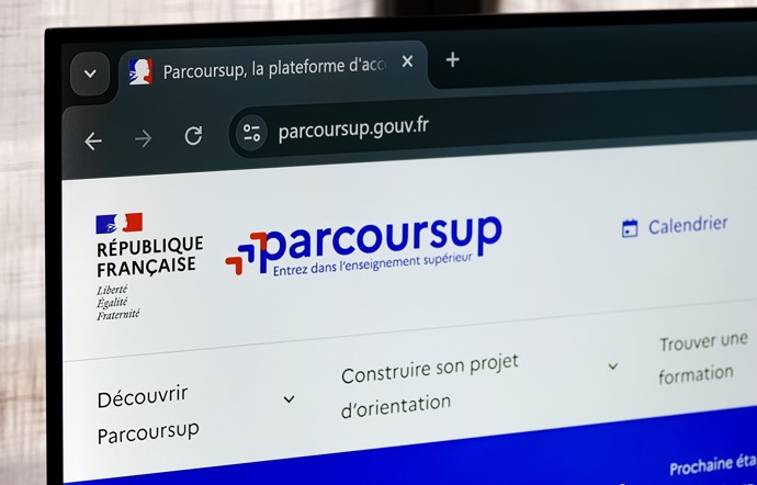&Eacute;tudier-la-comptabilit&eacute;-sans-passer-par-Parcoursup-les-options-possibles