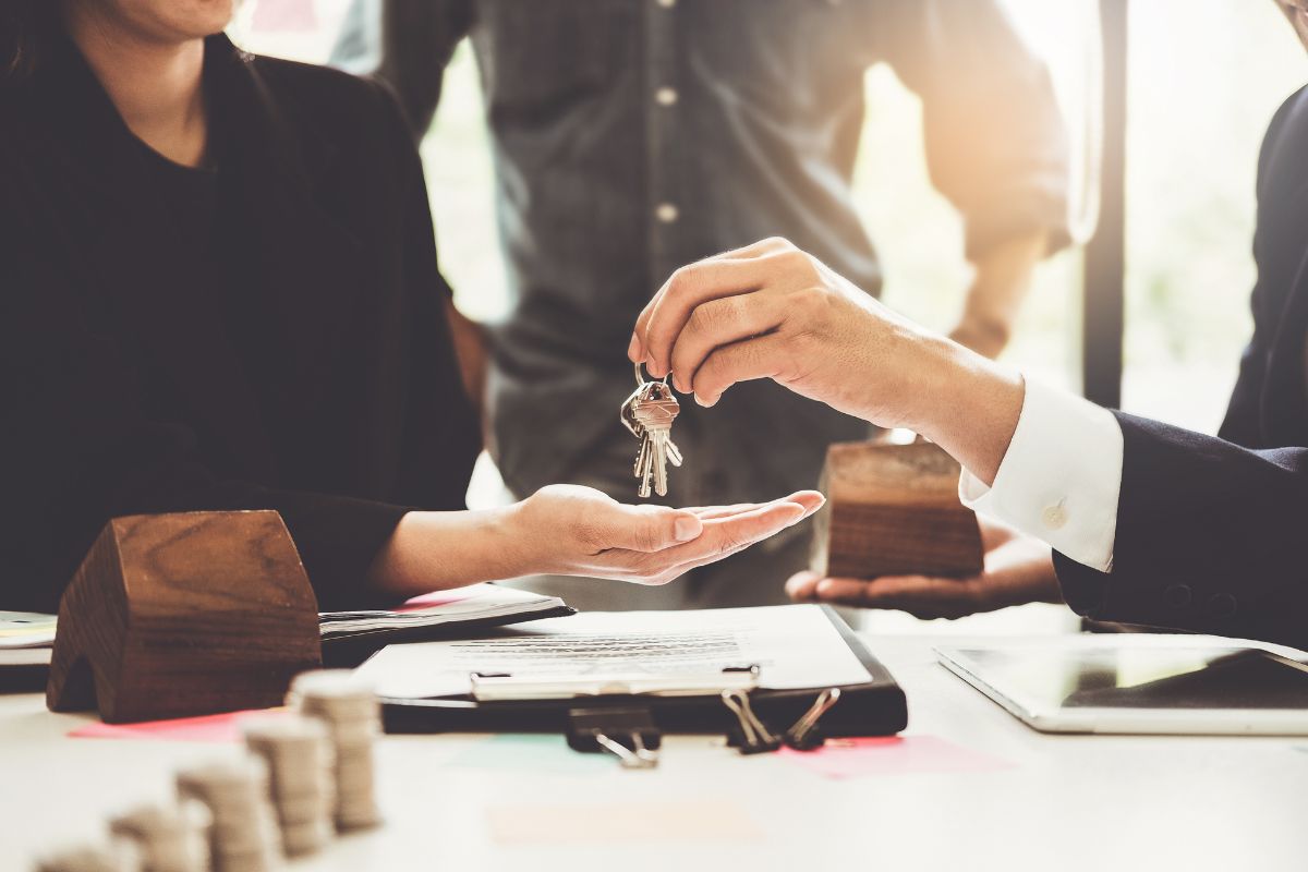 Bachelor-Immobilier-en-alternance-former-les-pros-de-demain