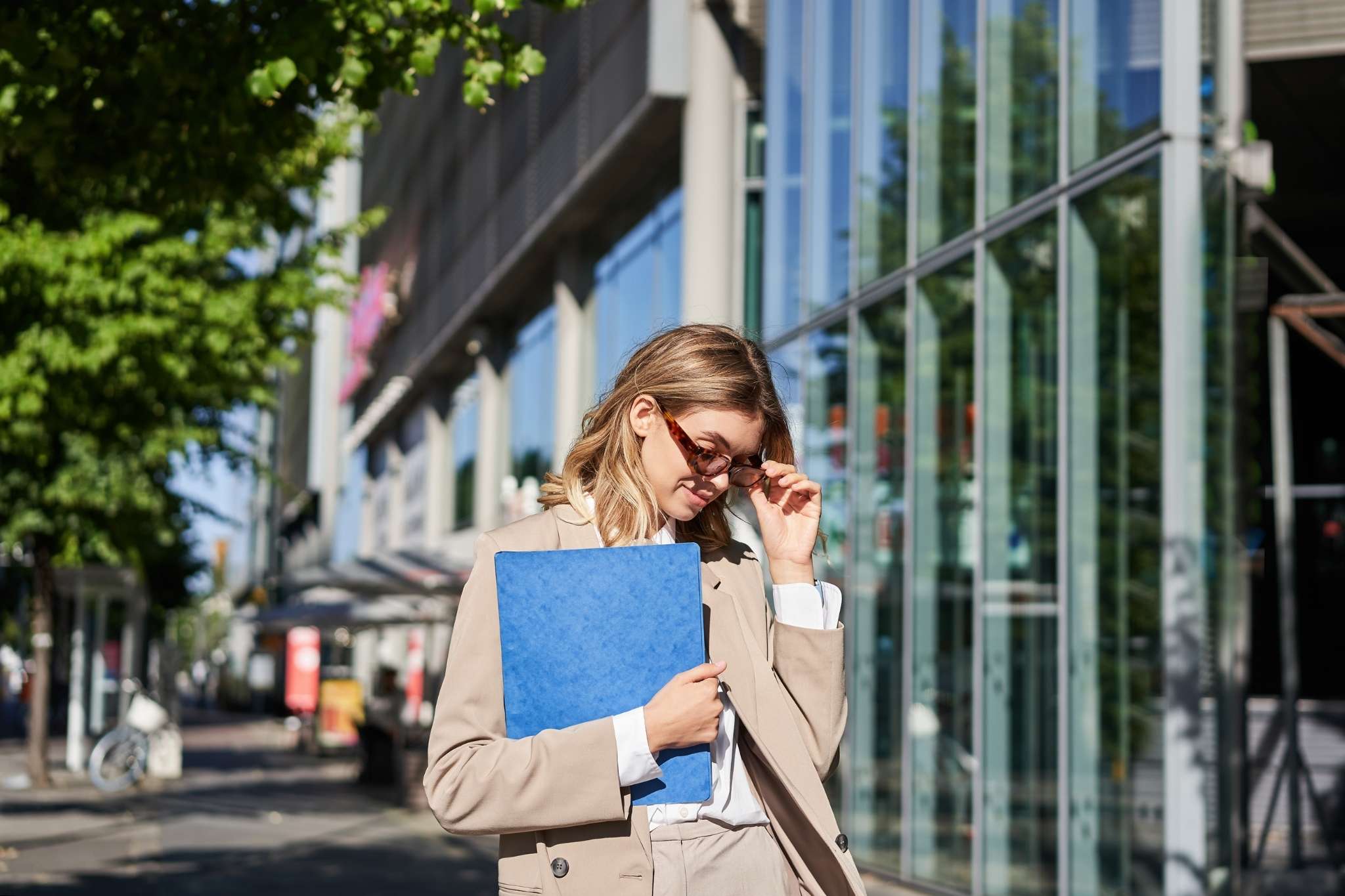 Rentrée-en-alternance-comment-bien-démarrer-sa-première-expérience-en-entreprise