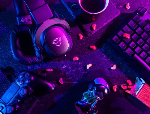   Passionnés de Management et de jeux vidéos ? Les...


