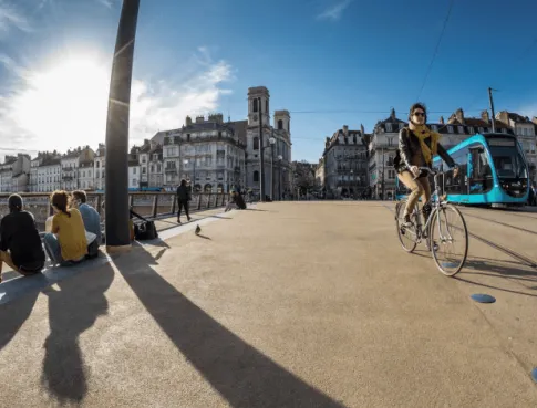 Besançon : élue 2ème meilleure ville étudiante.