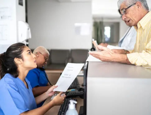 Devenir secrétaire médicale : les atouts indispensables