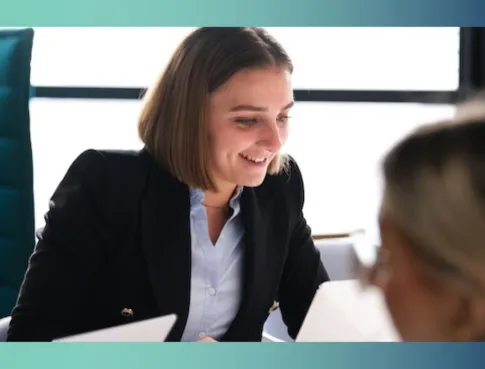 Assistant de direction communication : Un profil recherché en 2025