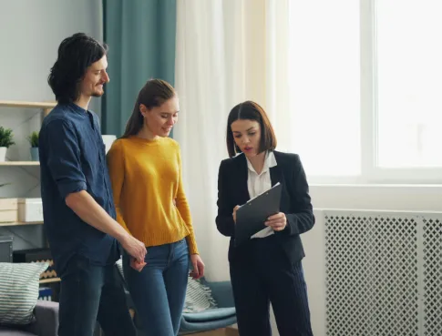 BTS Immobilier alternance : un tremplin vers les métiers de terrain