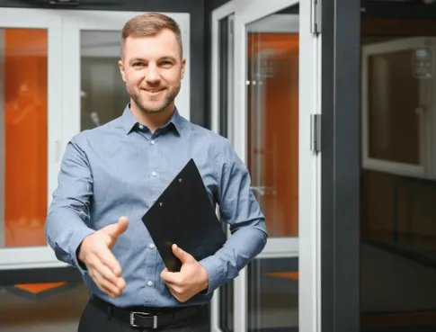 Ce que tu peux vraiment faire après une formation d’assistant(e) de direction commerciale en alternance