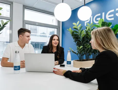 Le BTS MCO en alternance : devenez un manager commercial en 2 ans