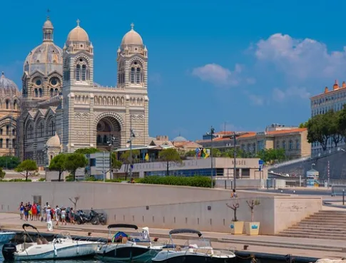 Vous souhaitez étudier à Marseille ? N'hésitez plus !