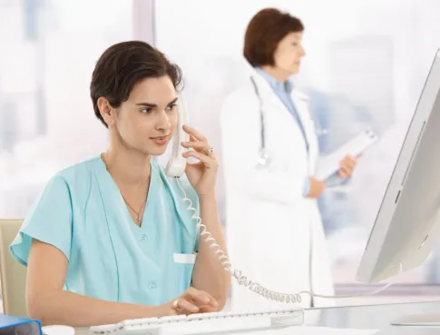 Formation secrétaire médicale : un métier humain, utile et recherché dans le secteur de la santé
