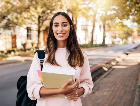 Bachelor Communication : une formation qui mixe stratégie, création et digital