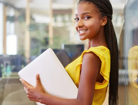 Du marketing à la négociation : tout savoir sur le Bachelor Commerce