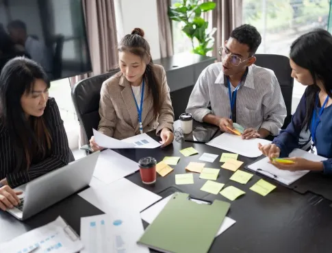 Gestion d'entreprise : parcours &eacute;tudiants vers des postes &agrave; responsabilit&eacute;s