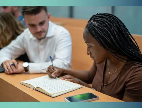 5 m&eacute;tiers qui recrutent apr&egrave;s ton dipl&ocirc;me