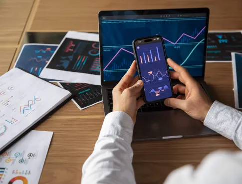 MBA en finance et transformation digitale : quelles nouvelles portes s&rsquo;ouvrent ?