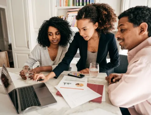 De la salle de classe au monde de la finance : ces m&eacute;tiers qui recrutent