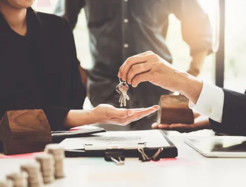 Bachelor Immobilier en alternance : former les pros de demain