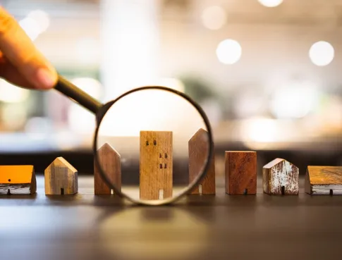 Dans les coulisses des m&eacute;tiers de l&rsquo;immobilier : ce que tu vas vraiment apprendre en Bachelor Immobilier