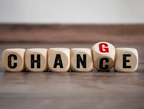 Se r&eacute;orienter, reprendre des &eacute;tudes : et si c&rsquo;&eacute;tait maintenant ?