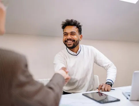 Tu veux vendre et convaincre ? Ce dipl&ocirc;me est fait pour toi 