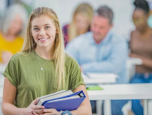 Alternance : entre acquisition de comp&eacute;tences et premi&egrave;re exp&eacute;rience professionnelle