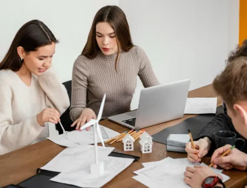 Immobilier : pourquoi choisir une formation professionnalisante ?