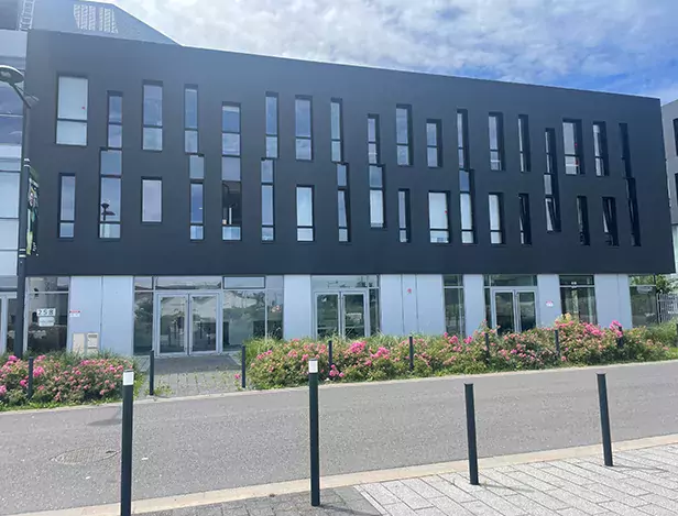 nouveau-bâtiment