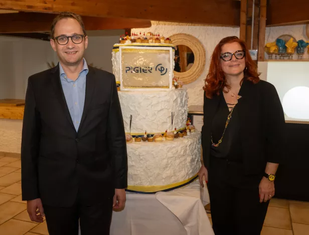 PIGIER-10-ANS-359
