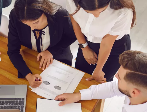 etudiants-en-commerce