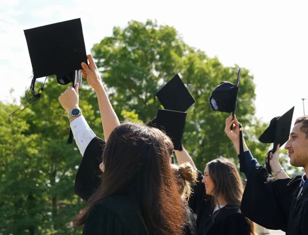etudes-marketing-communication-diplôme-formation-reconnu-par-etat-bachelor-bac+3-BTS-communication-poursuites-detudes