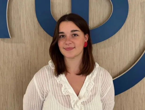 Lola-la-nouvelle-alternante-RH-a-Pigier-Orléans