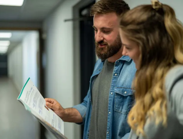 bachelor-ressources-humaines-allier-stratégie-sociale-et-competences-juridiques