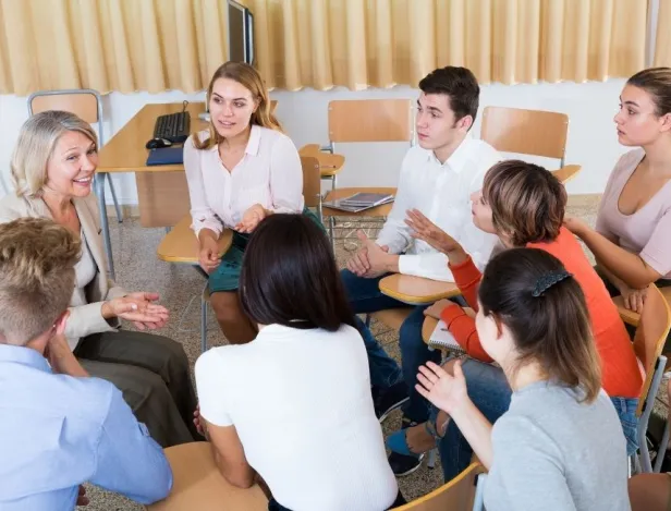 Forme-toi-aux-métiers-du-web-et-des-médias-avec-le-Bachelor-Communication-Pigier