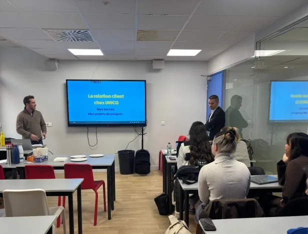 La-relation-client-chez-UNICQ