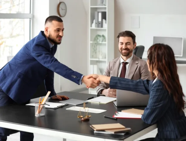 Comment-devenir-lallié-essentiel-des-décideurs-modernes