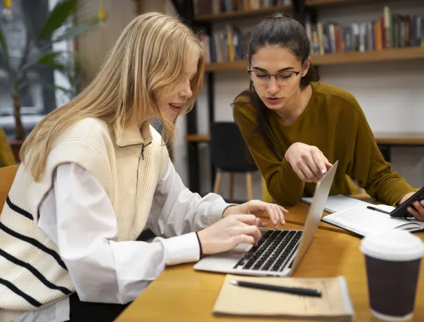 &Eacute;tudes-de-communication-comment-choisir-la-bonne-formation