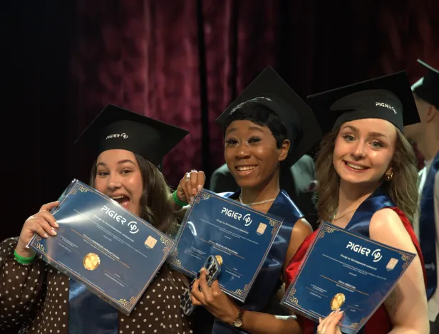 Remise-des-dipl&ocirc;mes-promotion-2024-2025-&ndash;-Pigier-Paris--une-soir&eacute;e-plac&eacute;e-sous-le-signe-de-la-r&eacute;ussite-(2)