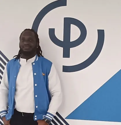 claude-kingue-mba-management-business-et-stratégie