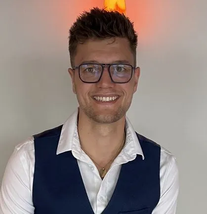 ALBAN-VALLIER-alumni-Bachelor-Commerce-a-Pigier-Grenoble
