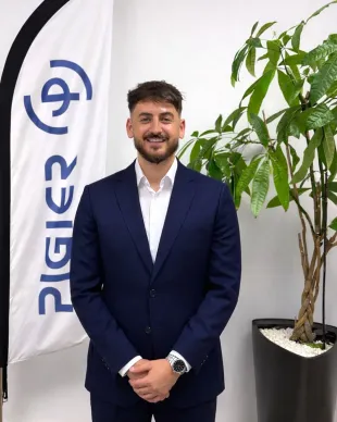 Antonin-charge-des-admissions-de-l-equipe-pigier-dijon