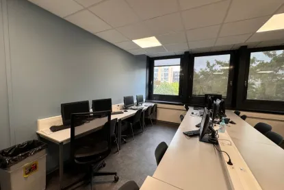 Pigier-Metz-salle-de-classe-informatique