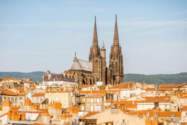 Photo-de-la-ville-de-clermont-ferrand-0